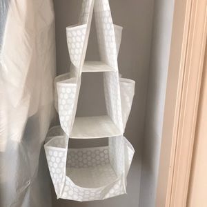 Hanging clothes /shoe organizer